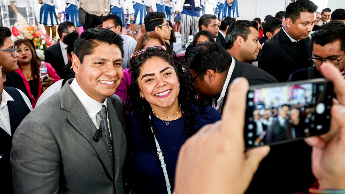 Omar Muñoz rinde Segundo Informe de Resultados ante el pueblo de Cuautlancingo