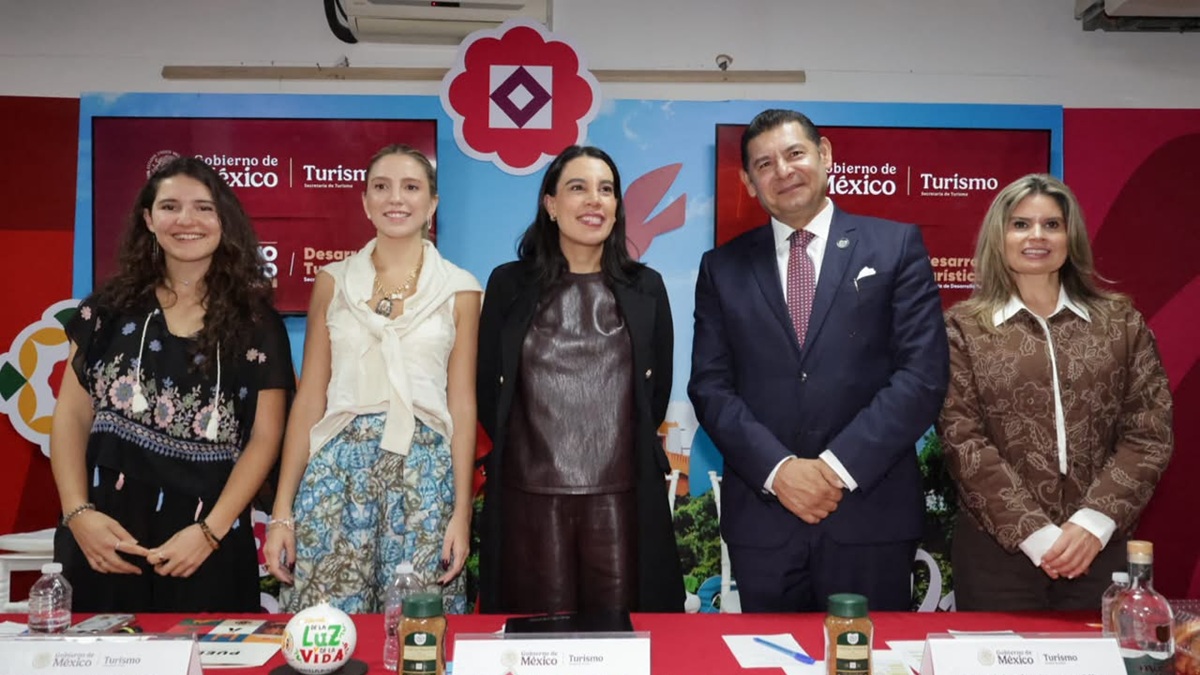 Punto México proyecta talento artesanal poblano a escenarios nacionales e internacionales
