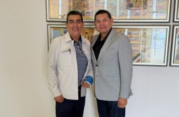 Mensaje de unidad: Armenta y Sergio Salomón se reúnen en la antesala de las elecciones; acuerdan estrategia migratoria