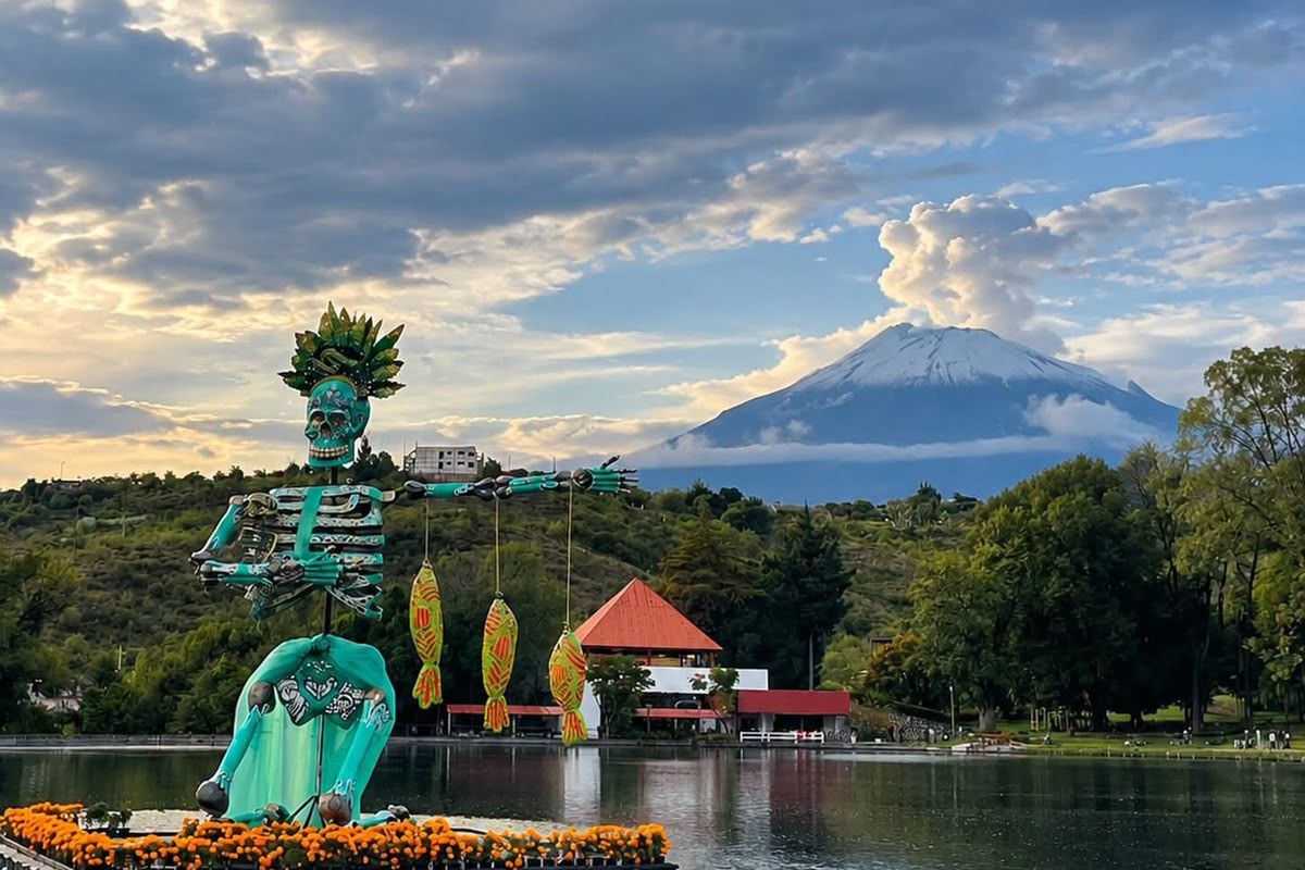 De la tradición a Instagram: así se vuelve Atlixco un escenario del Día de Muertos