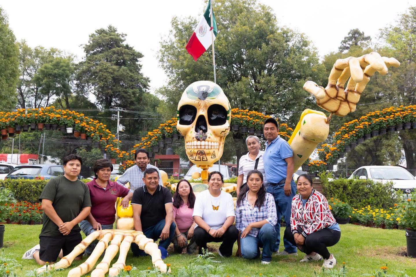 Cempasúchil, cartonería y Mictlán